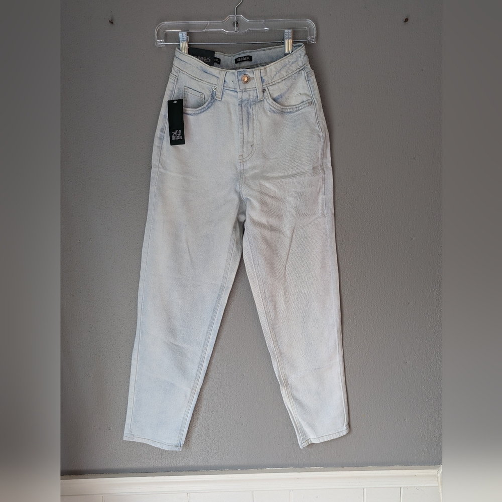 Wild Fable Super High Rise Tapered Light Blue Women's Jeans 0/27in Inseam